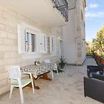 Apartment Silvana *